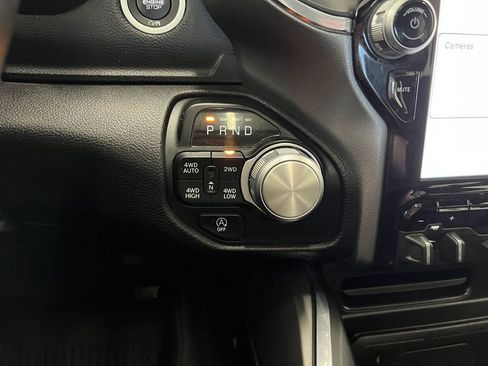 Used 2024 RAM 1500 Laramie AWD/4WD image 16