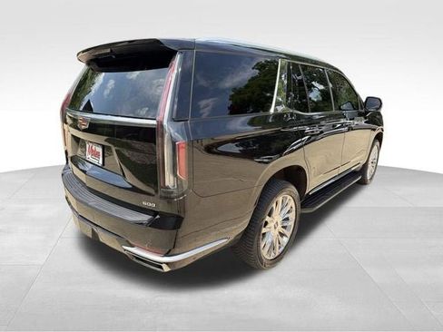 Used 2023 Cadillac Escalade Premium Luxury AWD/4WD image 4