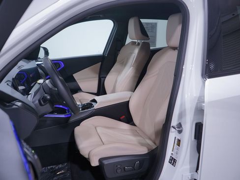 Used 2025 BMW X3 xDrive30i w/ M Sport Package image 7