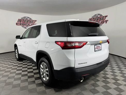 Used 2021 Chevrolet Traverse LS w/ LPO, Floor Liner Package FWD image 5