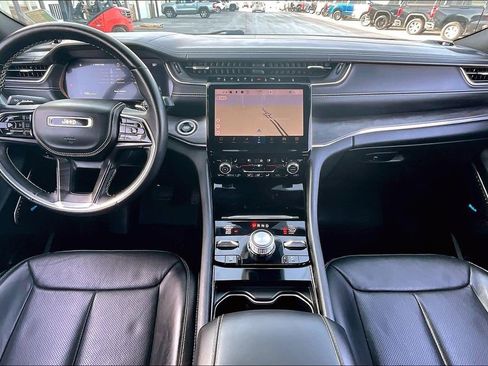 Used 2022 Jeep Grand Cherokee L Overland image 16