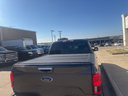 Used 2020 Ford F150 Lariat image 5