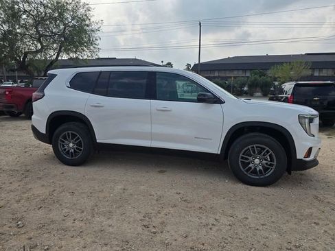 New 2026 GMC Acadia Elevation image 4