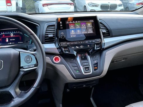 Used 2018 Honda Odyssey EX-L image 6