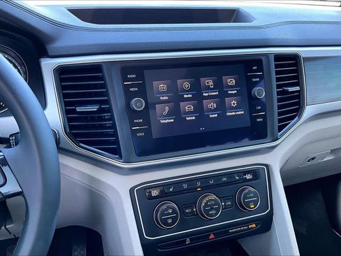 Used 2019 Volkswagen Atlas SE FWD image 6