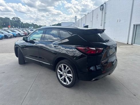 Used 2019 Chevrolet Blazer Premier w/ Sun and Wheels Package AWD/4WD image 3