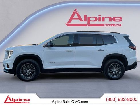Used 2025 GMC Acadia Elevation image 2