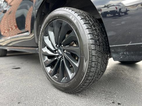Used 2021 Lincoln Navigator L Reserve AWD/4WD image 38