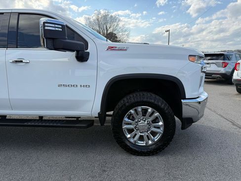 Used 2022 Chevrolet Silverado 2500 LTZ w/ LTZ Plus Package image 36