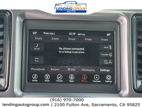 Used 2019 Dodge Challenger SXT image 13