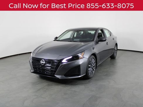 New 2026 Nissan Altima 2.5 SV FWD image 1