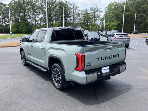 Used 2024 Toyota Tundra Limited AWD/4WD image 8