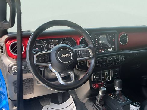 Used 2020 Jeep Gladiator Rubicon AWD/4WD image 11
