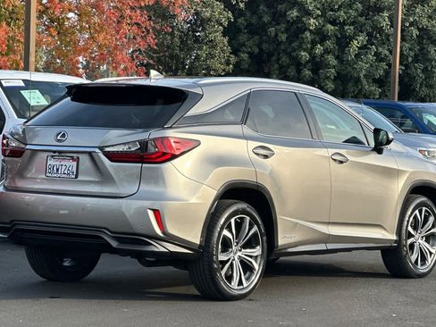 Used 2019 Lexus RX 450h AWD image 2