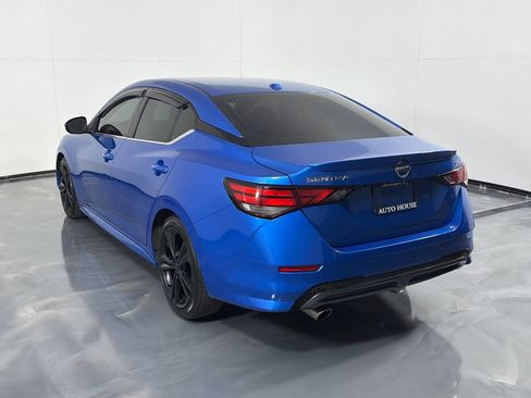 Used 2020 Nissan Sentra SR w/ Premium Package FWD image 7