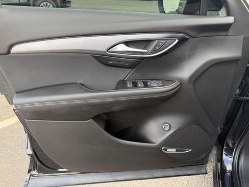 Used 2024 Buick Envision Sport Touring image 10