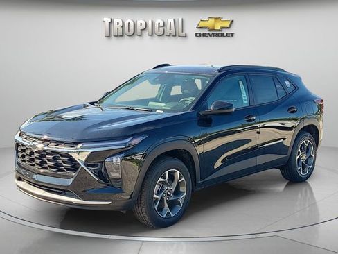 New 2026 Chevrolet Trax LT w/ Driver Confidence Package image 1