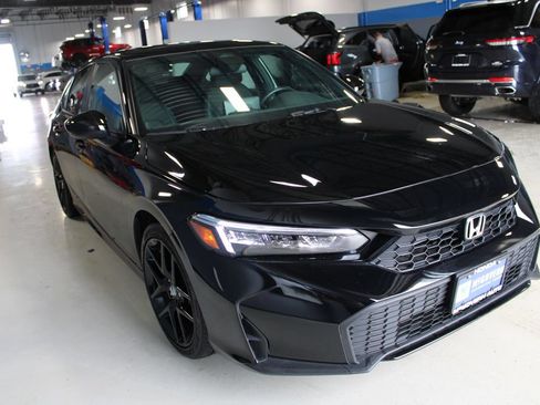 Used 2026 Honda Civic FWD Hybrid Sedan image 3