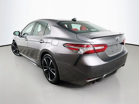 Used 2018 Toyota Camry XSE w/ Audio Package FWD image 5