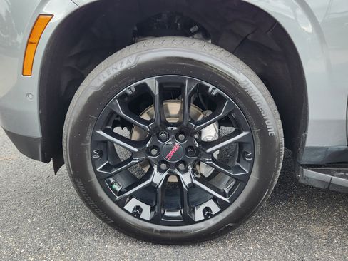 Used 2025 GMC Yukon Elevation w/ LPO, Floor Liner Package AWD/4WD image 25