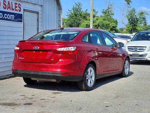 Used 2012 Ford Focus SE image 3