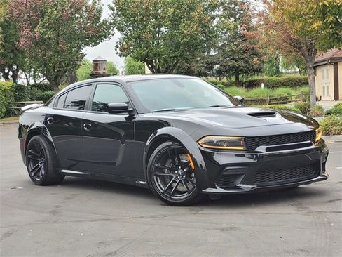 Used 2023 Dodge Charger Scat Pack image 2