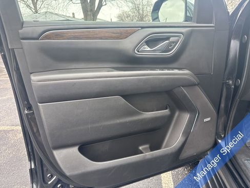 Used 2024 Chevrolet Tahoe Premier AWD/4WD image 14