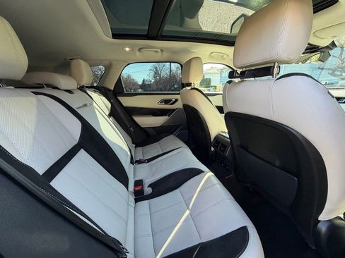 Used 2018 Land Rover Range Rover Velar R-Dynamic SE AWD/4WD image 21