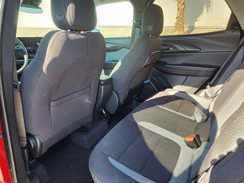 Used 2024 Chevrolet TrailBlazer LT w/ Driver Confidence Package image 14