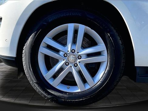 Used 2013 Mercedes-Benz GL 450 4MATIC image 36