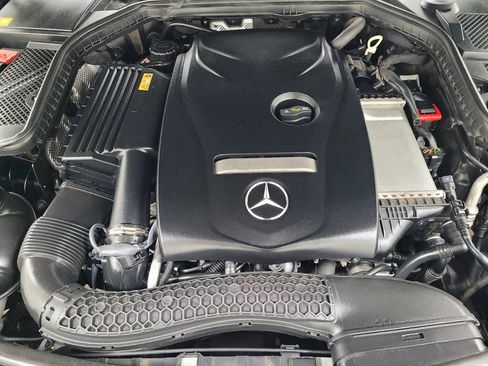 Used 2015 Mercedes-Benz C 300 4MATIC Sedan w/ Multimedia Package image 30