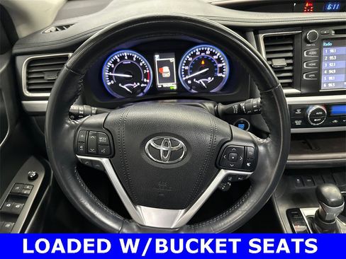 Used 2018 Toyota Highlander XLE image 27