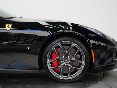 Used 2019 Ferrari GTC4Lusso T RWD image 43