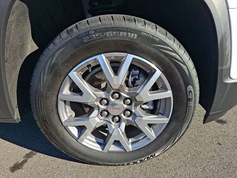 Used 2021 GMC Acadia SLT image 8