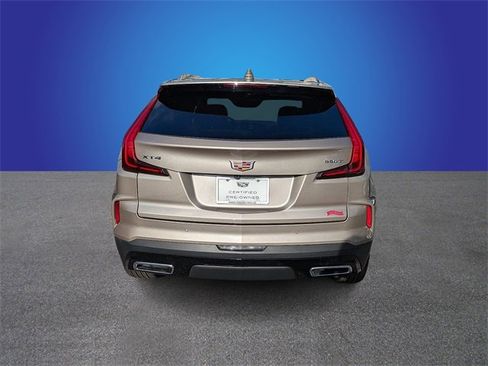 Certified 2025 Cadillac XT4 Premium Luxury image 4