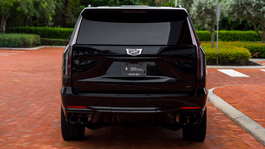 Used 2026 Cadillac Escalade V w/ LPO, ONYX Package AWD/4WD image 6