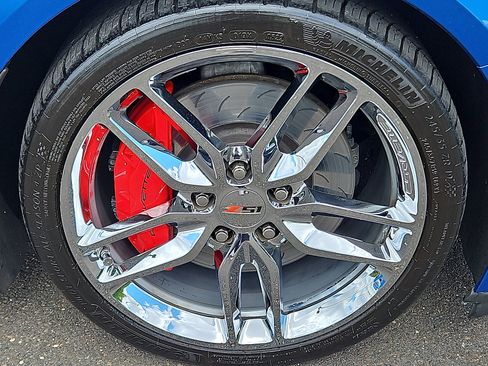 Used 2014 Chevrolet Corvette Stingray Coupe w/ 2LT Preferred Equipment Group RWD image 8
