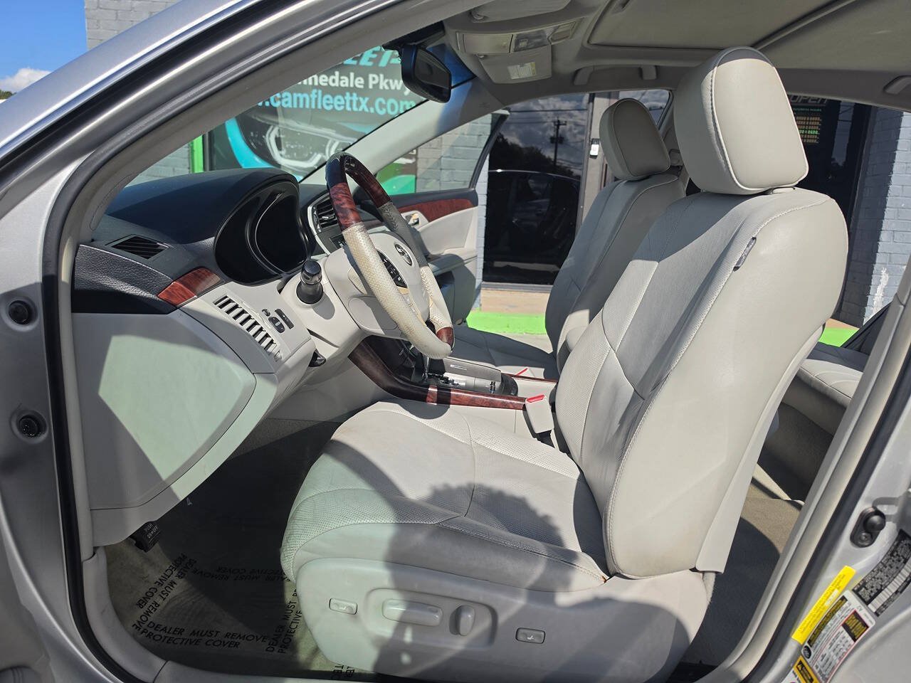 Used 2011 Toyota Avalon Limited FWD image 19