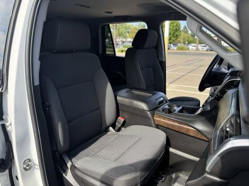 Used 2016 Chevrolet Tahoe LS w/ Enhanced Driver Alert Package RWD image 14
