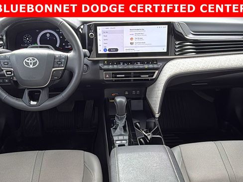 Used 2025 Toyota Camry XLE w/ Premium Plus Package image 18