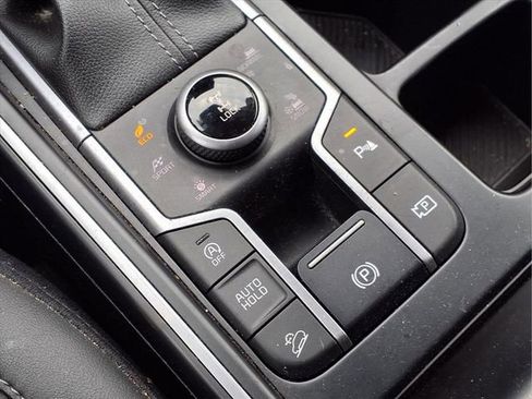 Used 2024 Kia Sorento S image 13