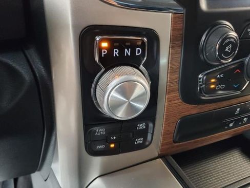 Used 2017 RAM 1500 Laramie AWD/4WD image 24