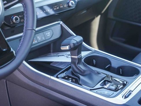 New 2026 Kia Carnival SX w/ SX Dark Edition Package FWD image 23