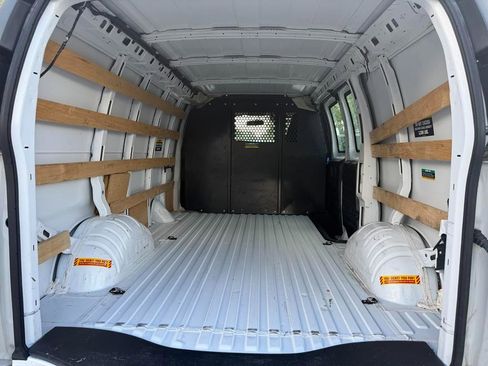 Used 2023 Chevrolet Express 2500 w/ Driver Convenience Package RWD image 8