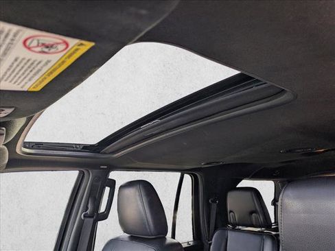 Used 2016 Ford Expedition Limited image 15