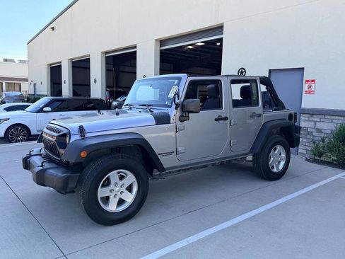 Used 2014 Jeep Wrangler Unlimited Sport w/ Quick Order Package 24S image 15