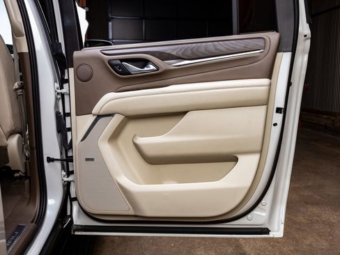 Used 2022 GMC Yukon XL Denali w/ Max Trailering Package image 40