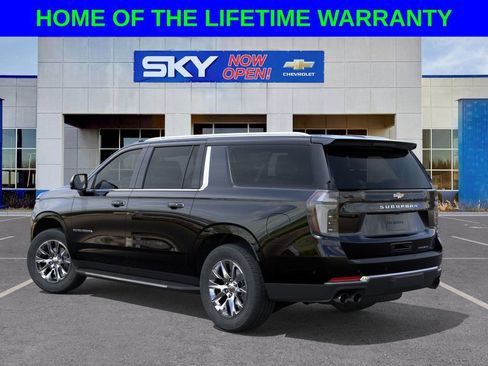 New 2026 Chevrolet Suburban Premier image 3