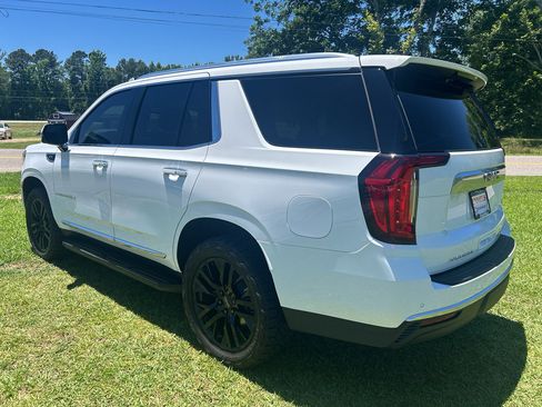 Used 2023 GMC Yukon Denali w/ Max Trailering Package AWD/4WD image 11