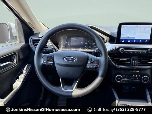 Used 2020 Ford Escape SE FWD image 21